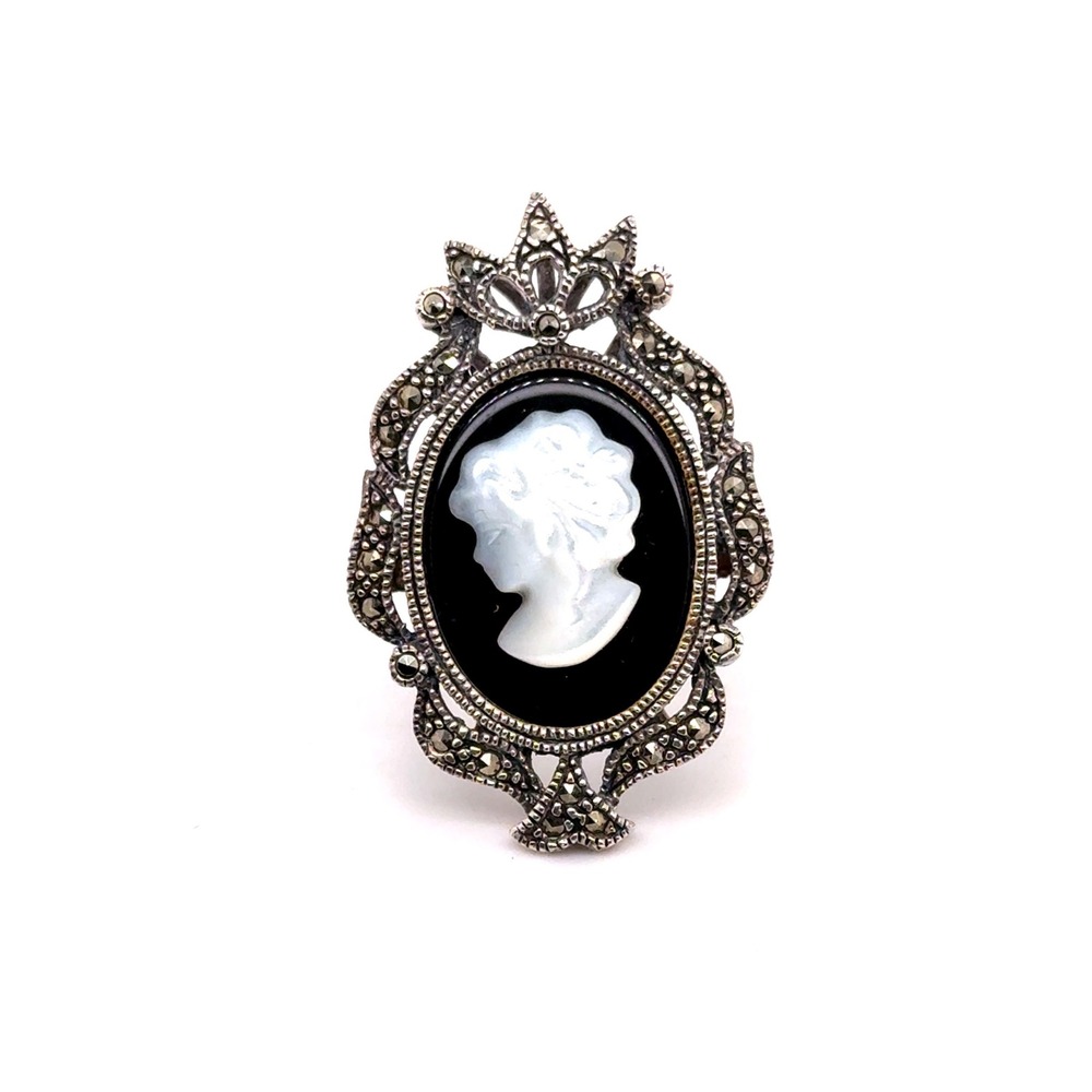 Vintage Sterling Silver Marcasite Cameo Statement Ring Size 7 Black White
